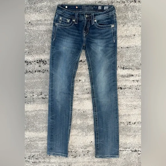 Miss Me Jeans Girls - Picture 2 of 3